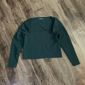 ABERCROMBIE AND FITCH long sleeve forest green square neckline fitted top